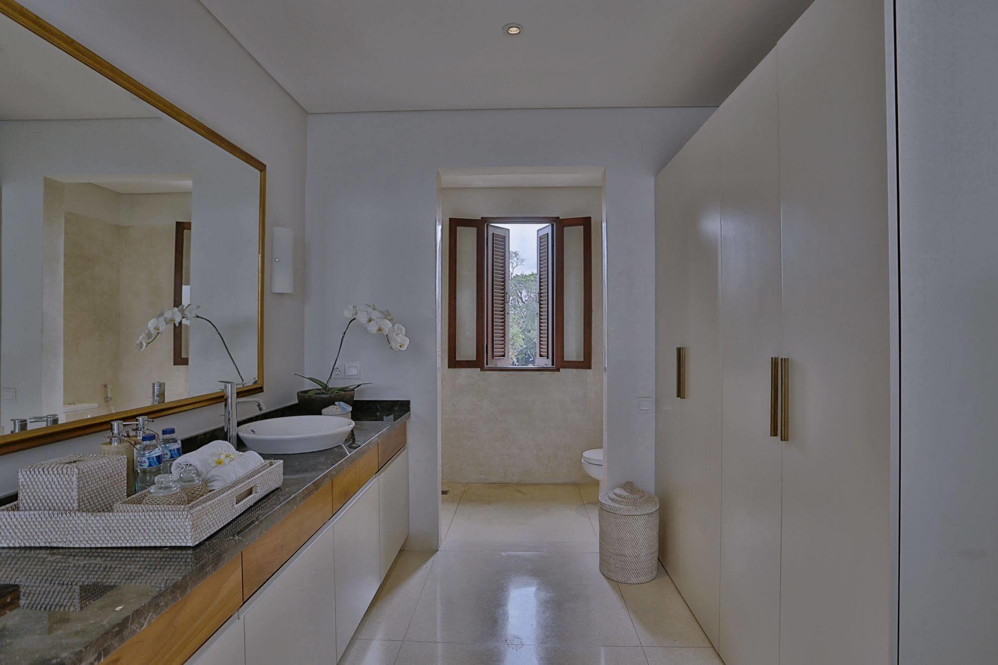 Villa Nikara Kuta Lombok Esterno foto